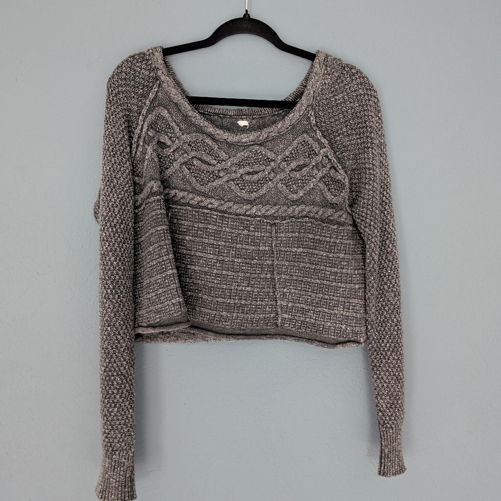 Urban Outfitters Gray Crew Neck Crop Sweater with Cable Knit Design